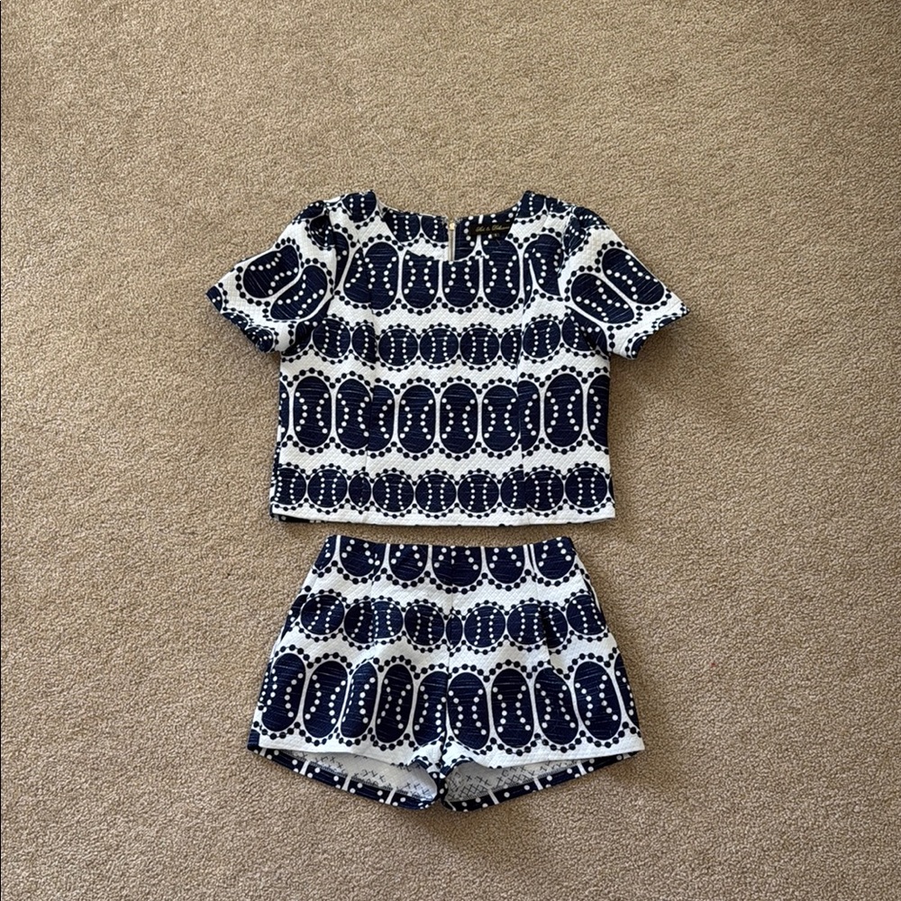 Chic Navy and White Patterned Top and Shorts Set